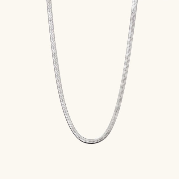 Silver 3mm Herringbone Chain Necklace*Snake Chain*Sleek Minimalist High Gloss - Picture 3 of 4